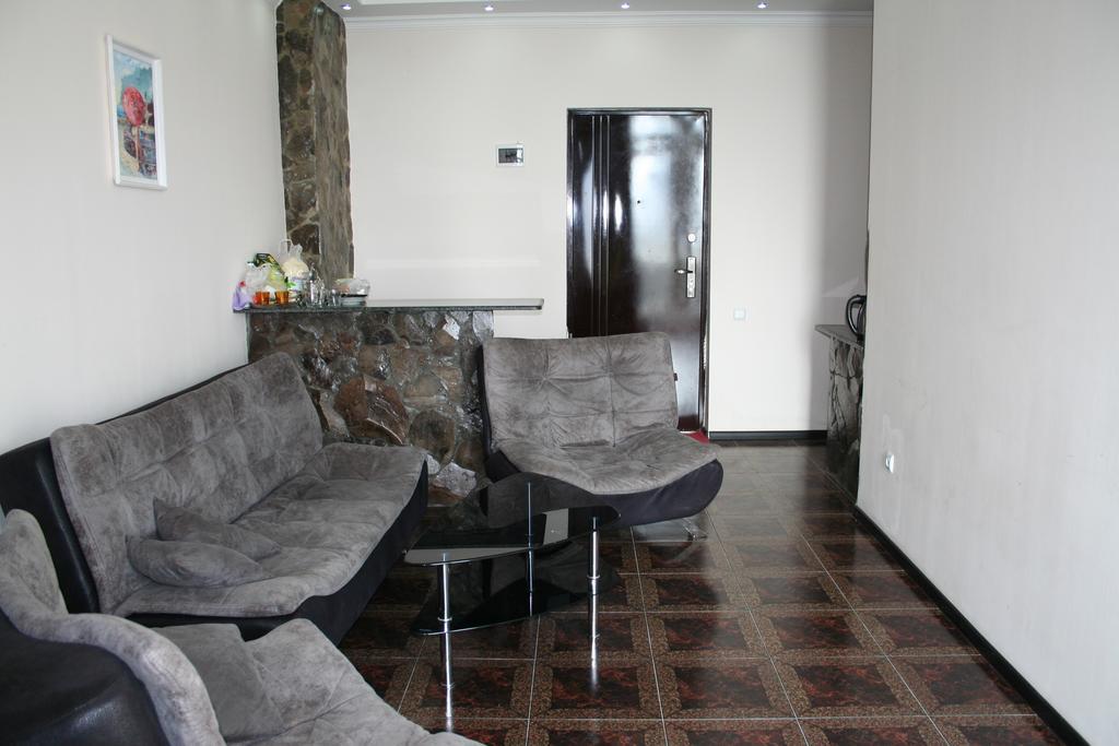 Apartment Miracle Batumi Exterior photo